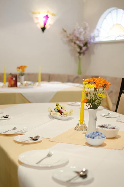 Hotel & Restaurant Park Cafe Isa Erfurt Ngoại thất bức ảnh