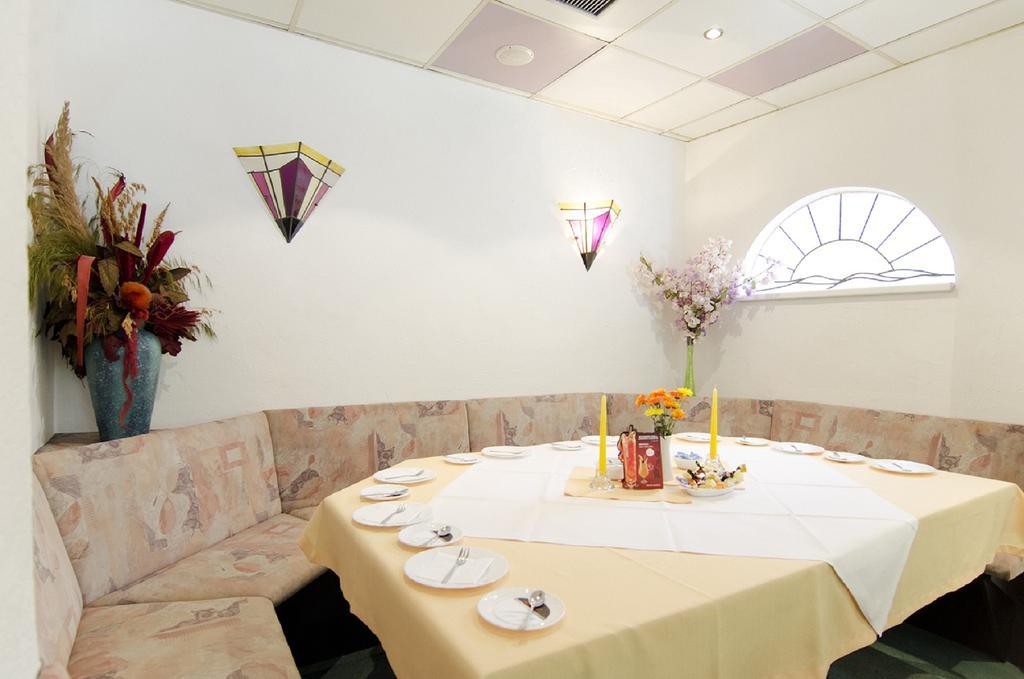 Hotel & Restaurant Park Cafe Isa Erfurt Ngoại thất bức ảnh
